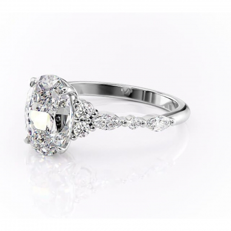 Inel de logodnă Rosamund din aur Alb 14kt cu moissanite tăietură ovală – Pietre laterale rafinată pentru profil mediu | Personalizează și configurează gratuit online [6]