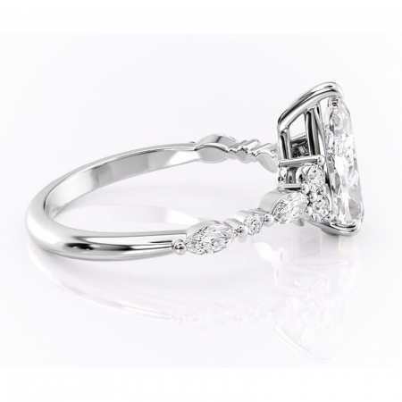 Inel de logodnă Rosamund din aur Alb 14kt cu moissanite tăietură pară – Pietre laterale rafinată pentru profil mediu | Personalizează și configurează gratuit online [1]