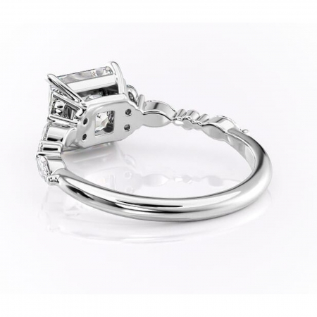 Inel de logodnă Rosamund din aur Alb 14kt cu moissanite tăietură princess – Pietre laterale rafinată pentru profil mediu | Personalizează și configurează gratuit online [3]