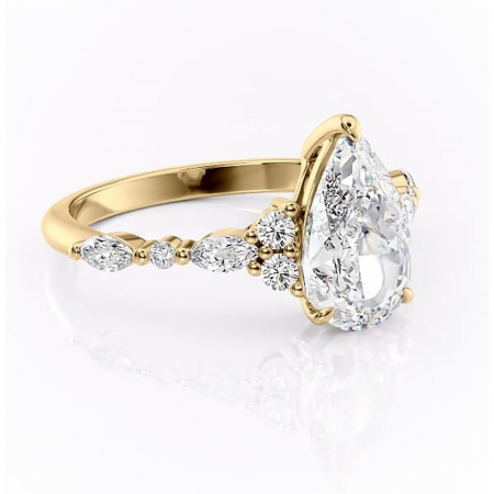 Aur galben - Inel de logodnă Rosamund din aur Galben 18kt cu moissanite tăietură pară – Pietre laterale rafinată pentru profil mediu | Personalizează și configurează gratuit online