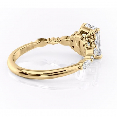 Inel de logodnă Rosamund din aur Galben 14kt cu moissanite tăietură radiantă – Pietre laterale rafinată pentru profil mediu | Personalizează și configurează gratuit online [2]