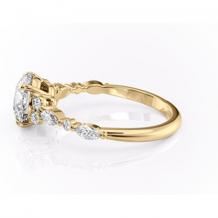 Inel de logodnă Rosamund din aur Galben 14kt cu moissanite tăietură rotundă – Pietre laterale rafinată pentru profil mediu | Personalizează și configurează gratuit online [5]