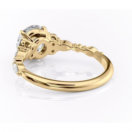 Inel de logodnă Rosamund din aur Galben 14kt cu moissanite tăietură rotundă – Pietre laterale rafinată pentru profil mediu | Personalizează și configurează gratuit online [3]