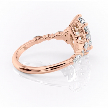 Inel de logodnă Rosamund din aur Rose 14kt cu moissanite tăietură marquise – Pietre laterale rafinată pentru profil mediu | Personalizează și configurează gratuit online [2]