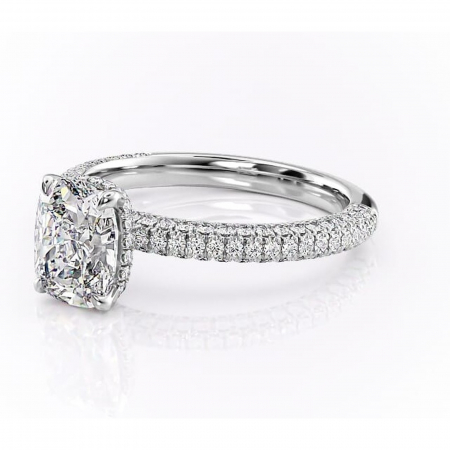 Inel de logodnă Rosewyn din aur Alb 14kt cu moissanite tăietură pernă – Montură pavé rafinată pentru profil înalt | Personalizează și configurează gratuit online [6]