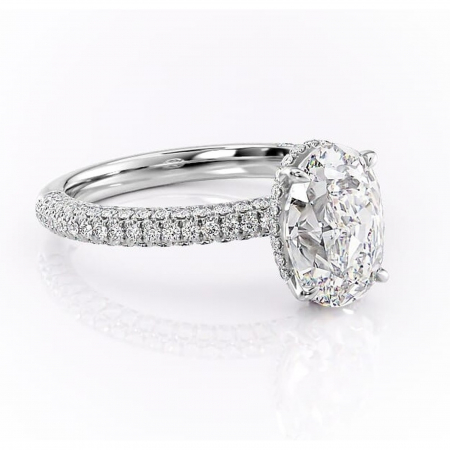 Ovală - Inel de logodnă Rosewyn din aur Alb 14kt cu moissanite tăietură ovală – Montură pavé rafinată pentru profil înalt | Personalizează și configurează gratuit online