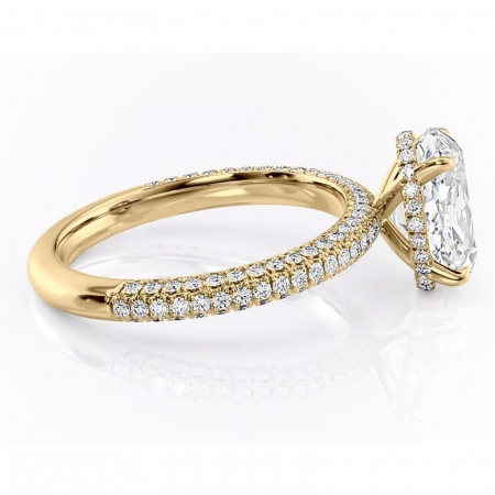 Inel de logodnă Rosewyn din aur Galben 14kt cu moissanite tăietură ovală – Montură pavé rafinată pentru profil înalt | Personalizează și configurează gratuit online [1]