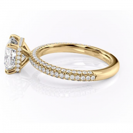 Inel de logodnă Rosewyn din aur Galben 14kt cu moissanite tăietură princess – Montură pavé rafinată pentru profil înalt | Personalizează și configurează gratuit online [5]