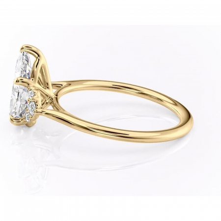 Inel de logodnă Rowena din aur Galben 14kt cu moissanite tăietură pară – Montură cu trei pietre rafinată pentru profil înalt | Personalizează și configurează gratuit online [5]