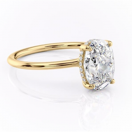 Ovală - Inel de logodnă Ruby din aur Galben 18kt cu moissanite tăietură ovală – Solitar rafinată pentru profil înalt | Personalizează și configurează gratuit online