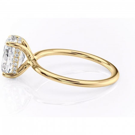 Inel de logodnă Ruby din aur Galben 14kt cu moissanite tăietură ovală – Solitar rafinată pentru profil înalt | Personalizează și configurează gratuit online [5]