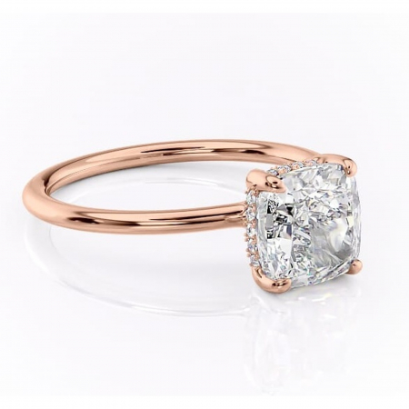 Pernă - Inel de logodnă Ruby din aur Rose 18kt cu moissanite tăietură pernă – Solitar rafinată pentru profil înalt | Personalizează și configurează gratuit online