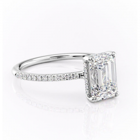 Smarald - Inel de logodnă Sapphire din aur Alb 14kt cu moissanite tăietură smarald – Montură pavé rafinată pentru profil înalt | Personalizează și configurează gratuit online