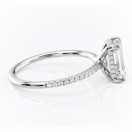 Inel de logodnă Sapphire din aur Alb 14kt cu moissanite tăietură smarald – Montură pavé rafinată pentru profil înalt | Personalizează și configurează gratuit online [1]