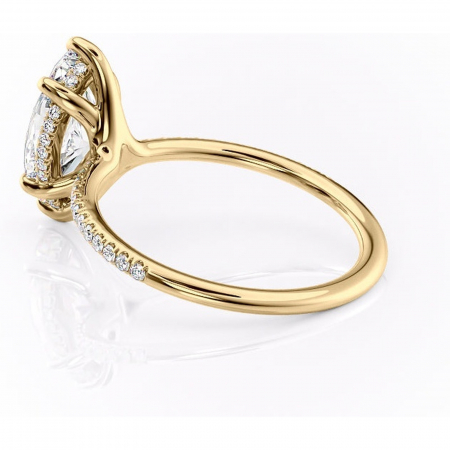 Inel de logodnă Sapphire din aur Galben 14kt cu moissanite tăietură marquise – Montură pavé rafinată pentru profil înalt | Personalizează și configurează gratuit online [4]