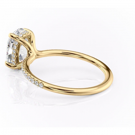 Inel de logodnă Sapphire din aur Galben 18kt cu moissanite tăietură ovală – Montură pavé rafinată pentru profil înalt | Personalizează și configurează gratuit online [4]