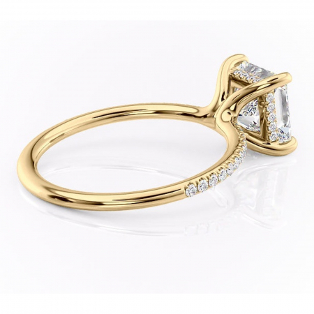Inel de logodnă Sapphire din aur Galben 14kt cu moissanite tăietură princess – Montură pavé rafinată pentru profil înalt | Personalizează și configurează gratuit online [2]