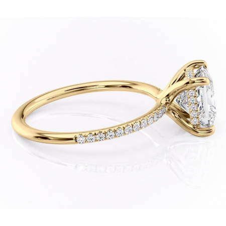 Inel de logodnă Sapphire din aur Galben 14kt cu moissanite tăietură princess – Montură pavé rafinată pentru profil înalt | Personalizează și configurează gratuit online [1]