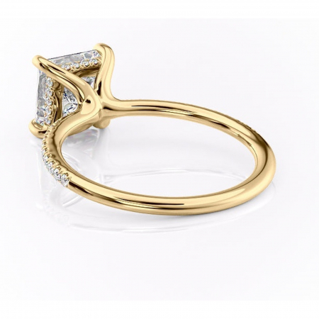 Inel de logodnă Sapphire din aur Galben 14kt cu moissanite tăietură princess – Montură pavé rafinată pentru profil înalt | Personalizează și configurează gratuit online [3]