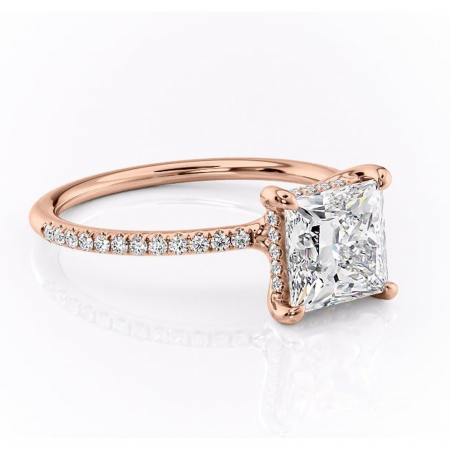 14K - Inel de logodnă Sapphire din aur Rose 14kt cu moissanite tăietură princess – Montură pavé rafinată pentru profil înalt | Personalizează și configurează gratuit online