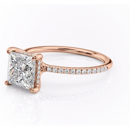 Inel de logodnă Sapphire din aur Rose 18kt cu moissanite tăietură princess – Montură pavé rafinată pentru profil înalt | Personalizează și configurează gratuit online [6]