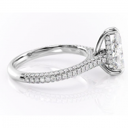 Inel de logodnă Seraphina din aur Alb 14kt cu moissanite tăietură pară – Montură pavé rafinată pentru profil înalt | Personalizează și configurează gratuit online [1]