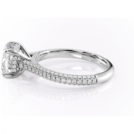 Inel de logodnă Seraphina din aur Alb 14kt cu moissanite tăietură pernă – Montură pavé rafinată pentru profil înalt | Personalizează și configurează gratuit online [5]