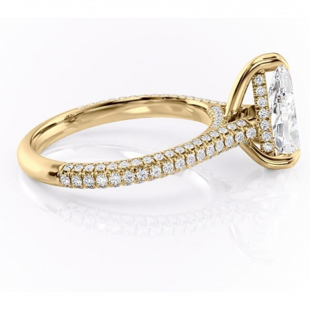 Inel de logodnă Seraphina din aur Galben 18kt cu moissanite tăietură pară – Montură pavé rafinată pentru profil înalt | Personalizează și configurează gratuit online [1]