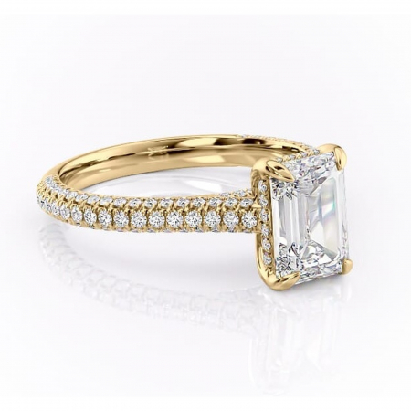 Smarald - Inel de logodnă Seraphina din aur Galben 18kt cu moissanite tăietură smarald – Montură pavé rafinată pentru profil înalt | Personalizează și configurează gratuit online