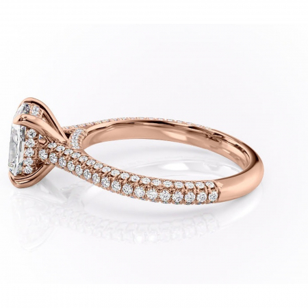 Inel de logodnă Seraphina din aur Rose 14kt cu moissanite tăietură asscher – Montură pavé rafinată pentru profil înalt | Personalizează și configurează gratuit online [5]