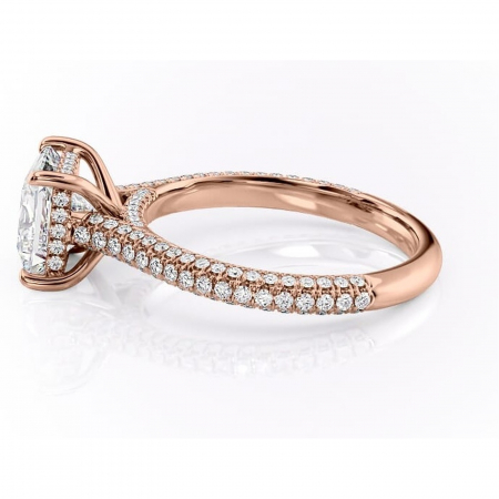 Inel de logodnă Seraphina din aur Rose 18kt cu moissanite tăietură princess – Montură pavé rafinată pentru profil înalt | Personalizează și configurează gratuit online [5]