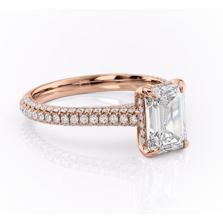 Smarald - Inel de logodnă Seraphina din aur Rose 18kt cu moissanite tăietură smarald – Montură pavé rafinată pentru profil înalt | Personalizează și configurează gratuit online