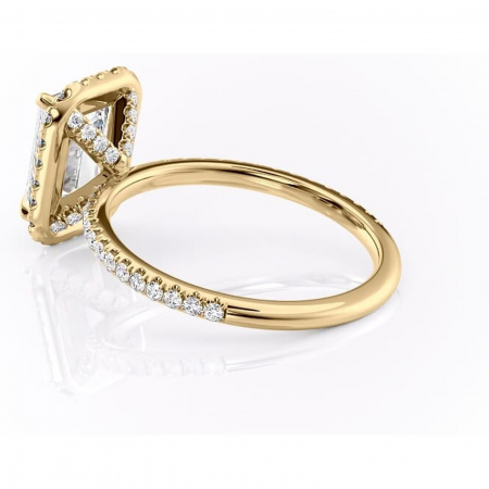 Inel de logodnă Serelith din aur Galben 14kt cu moissanite tăietură smarald – Halo rafinată pentru profil înalt | Personalizează și configurează gratuit online [4]