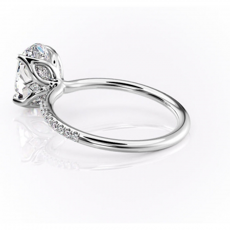 Inel de logodnă Seren din aur Alb 14kt cu moissanite tăietură ovală – Montură pavé rafinată pentru profil înalt | Personalizează și configurează gratuit online [4]