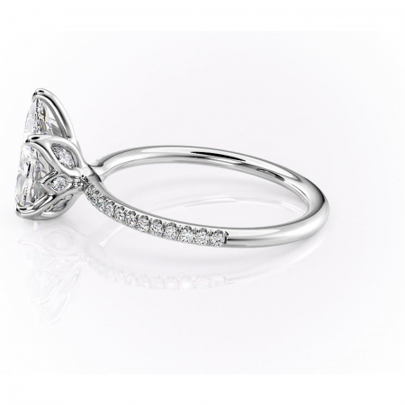 Inel de logodnă Seren din aur Alb 14kt cu moissanite tăietură pară – Montură pavé rafinată pentru profil înalt | Personalizează și configurează gratuit online [5]