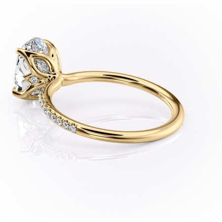 Inel de logodnă Seren din aur Galben 14kt cu moissanite tăietură ovală – Montură pavé rafinată pentru profil înalt | Personalizează și configurează gratuit online [4]