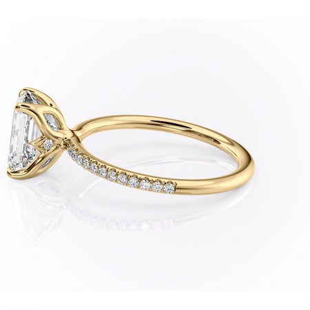 Inel de logodnă Seren din aur Galben 14kt cu moissanite tăietură smarald – Montură pavé rafinată pentru profil înalt | Personalizează și configurează gratuit online [5]