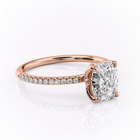 Pernă alungită - Inel de logodnă Seren din aur Rose 14kt cu moissanite tăietură pernă – Montură pavé rafinată pentru profil înalt | Personalizează și configurează gratuit online
