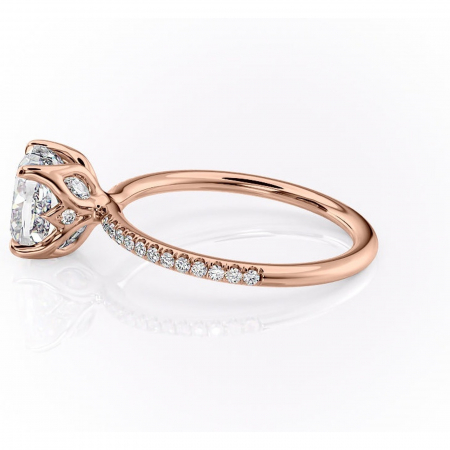 Inel de logodnă Seren din aur Rose 14kt cu moissanite tăietură pernă – Montură pavé rafinată pentru profil înalt | Personalizează și configurează gratuit online [5]