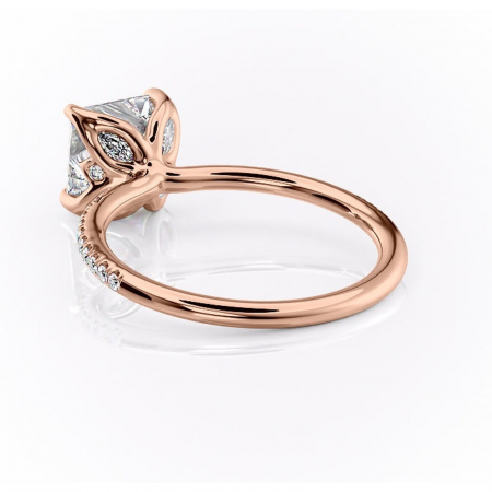 Inel de logodnă Seren din aur Rose 18kt cu moissanite tăietură princess – Montură pavé rafinată pentru profil înalt | Personalizează și configurează gratuit online [3]