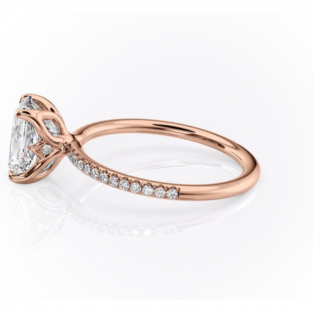 Inel de logodnă Seren din aur Rose 14kt cu moissanite tăietură radiantă – Montură pavé rafinată pentru profil înalt | Personalizează și configurează gratuit online [5]