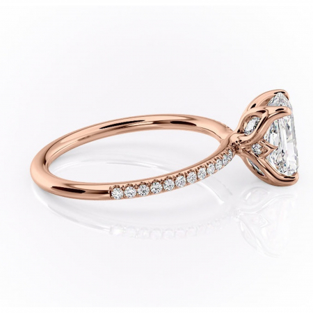 Inel de logodnă Seren din aur Rose 14kt cu moissanite tăietură radiantă – Montură pavé rafinată pentru profil înalt | Personalizează și configurează gratuit online [1]