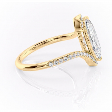Inel de logodnă Sienna din aur Galben 14kt cu moissanite tăietură marquise – Montură pavé rafinată pentru profil mediu | Personalizează și configurează gratuit online [1]