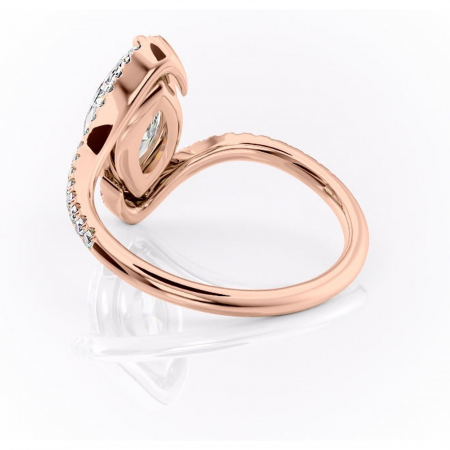 Inel de logodnă Sienna din aur Rose 18kt cu moissanite tăietură marquise – Montură pavé rafinată pentru profil mediu | Personalizează și configurează gratuit online [3]
