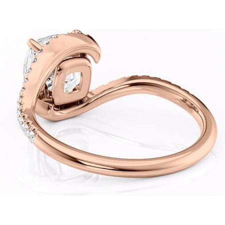 Inel de logodnă Sienna din aur Rose 14kt cu moissanite tăietură pernă – Montură pavé rafinată pentru profil mediu | Personalizează și configurează gratuit online [3]