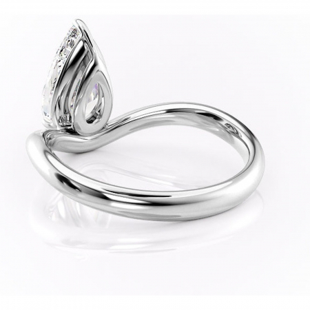 Inel de logodnă Silvara din aur Alb 14kt cu moissanite tăietură pară – Solitar rafinată pentru profil jos | Personalizează și configurează gratuit online [3]