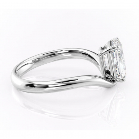 Inel de logodnă Silvara din aur Alb 14kt cu moissanite tăietură radiantă – Solitar rafinată pentru profil jos | Personalizează și configurează gratuit online [1]