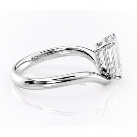 Inel de logodnă Silvara din aur Alb 14kt cu moissanite tăietură smarald – Solitar rafinată pentru profil jos | Personalizează și configurează gratuit online [1]