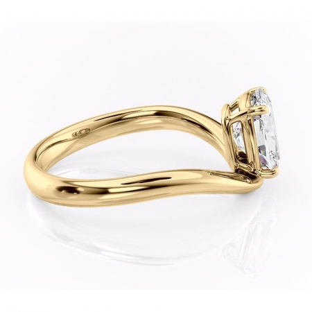 Inel de logodnă Silvara din aur Galben 14kt cu moissanite tăietură pernă – Solitar rafinată pentru profil jos | Personalizează și configurează gratuit online [1]