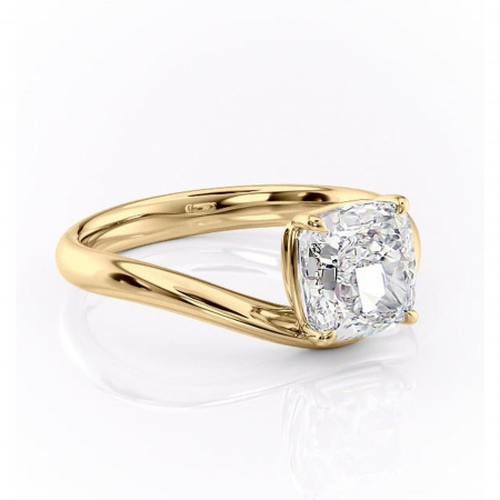 Pernă - Inel de logodnă Silvara din aur Galben 18kt cu moissanite tăietură pernă – Solitar rafinată pentru profil jos | Personalizează și configurează gratuit online